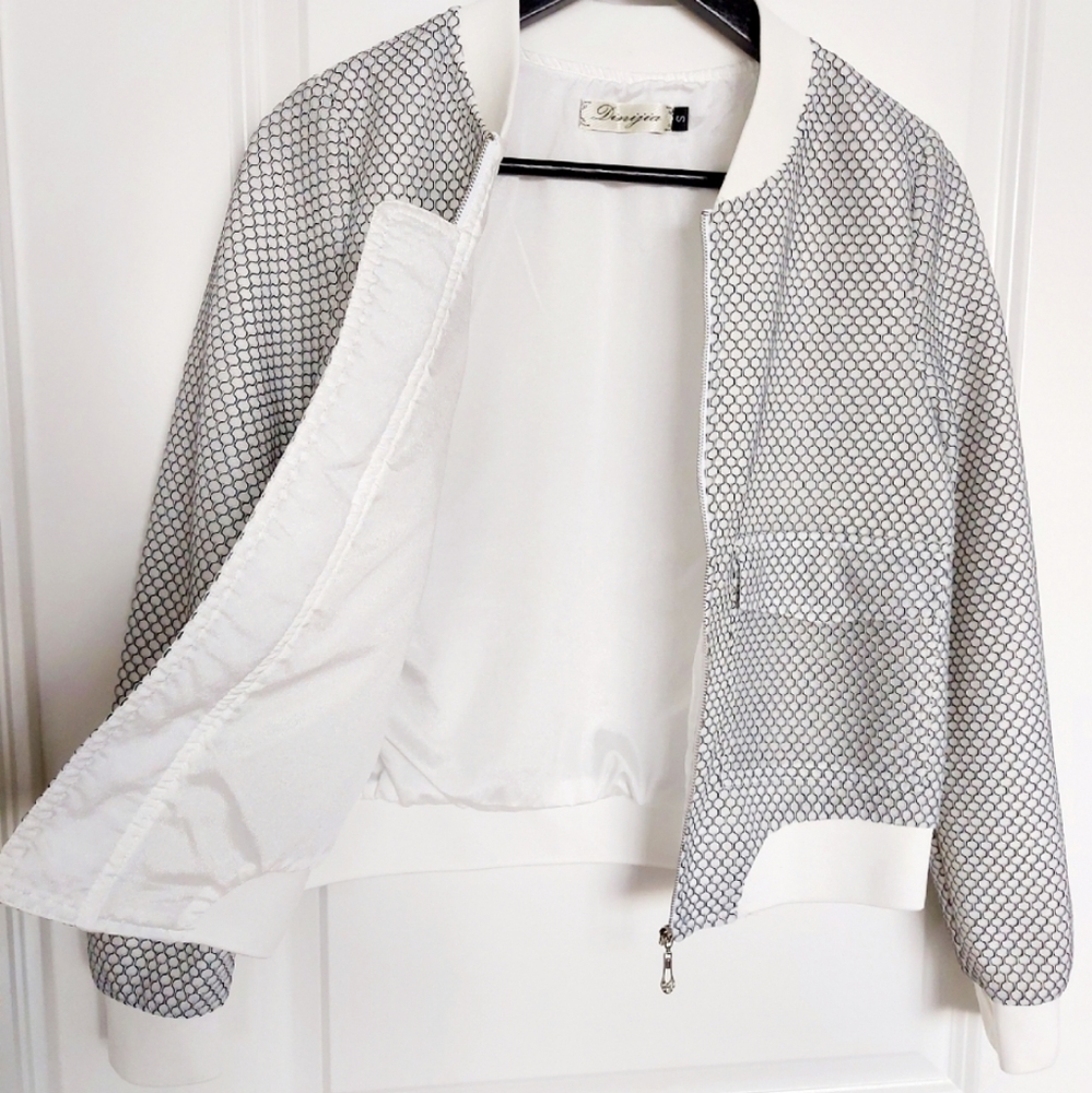Bumber Jacket🛍 - Picture 8 of 9